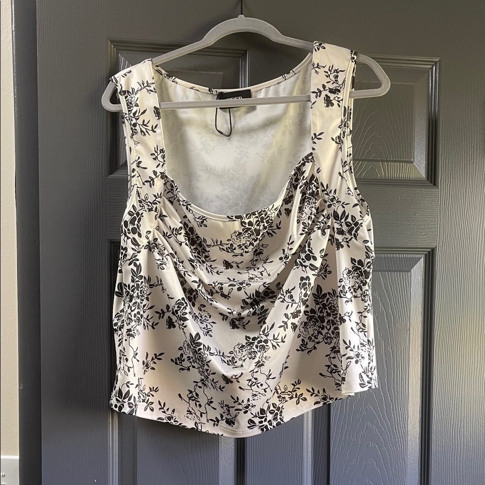 NWOT Cider Black and White Crop Top